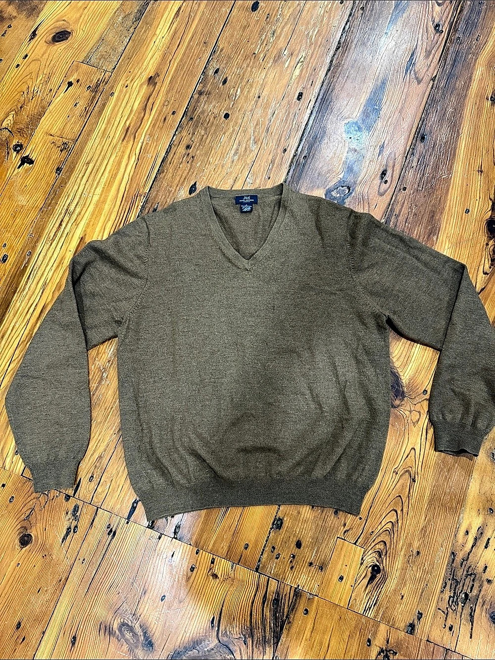 Brooks Brothers 346 Stretch Merino Wool V-Neck Sweater Large
